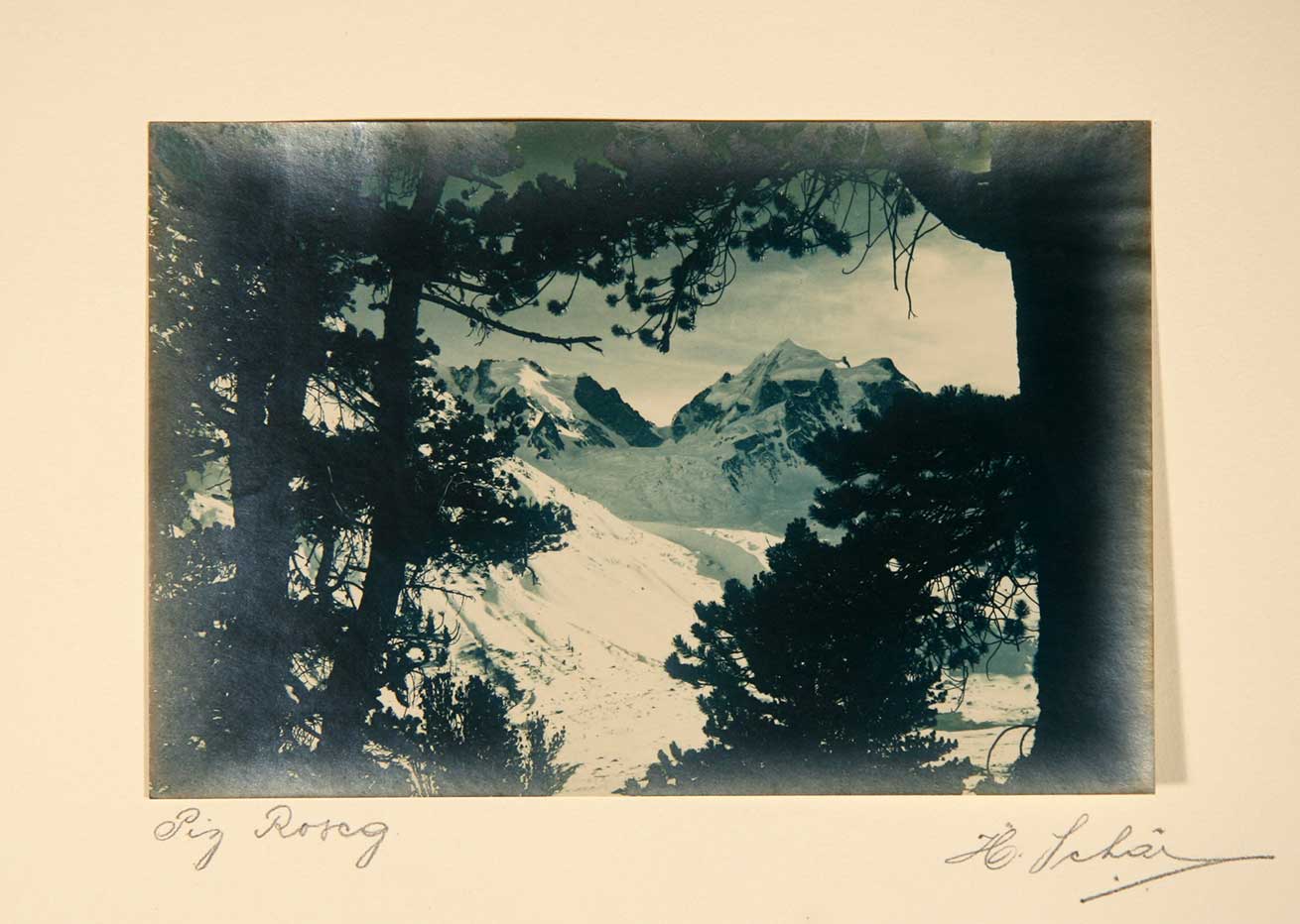 SCHR, H. (Fotograf Hans Schr-Zogg, (1898-1984): - Graubnden. Mappe mit 6 Orig.-Aufnahmen. Auf Unterlagen montiert.