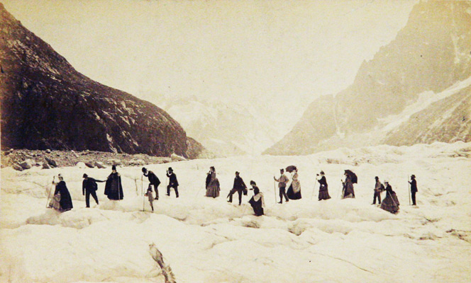 GARCIN, Auguste (photographe): - Chamonix. Traverse de la Mer de Glace. Photographie originale grand format.